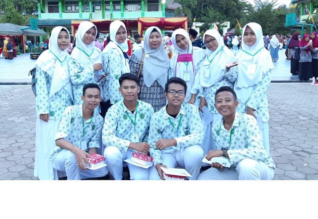 Membangun Kebersamaan Meraih Prestasi